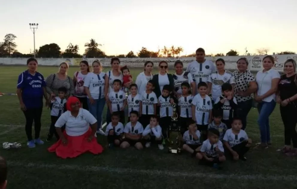 Villa Juárez FC campeón en liga de Dorados en Navolato