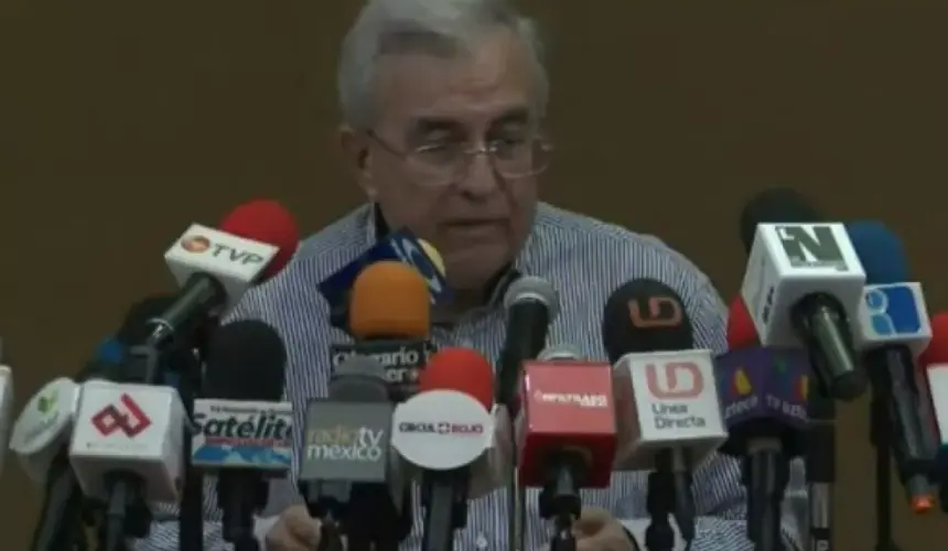 Rocha Moya presenta a los integrantes de su gabinete