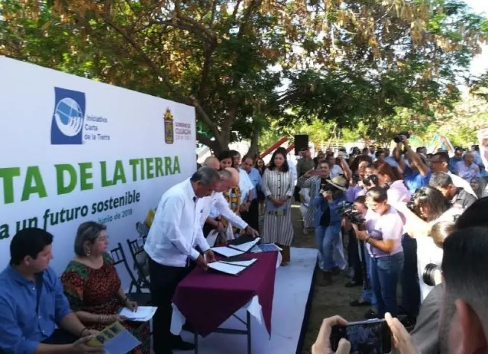 Se incorpora Culiacán en firma de Carta de la Tierra