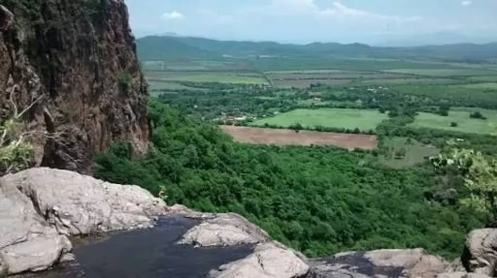 Ecoturismo y diversión en Cascada de San Antonio