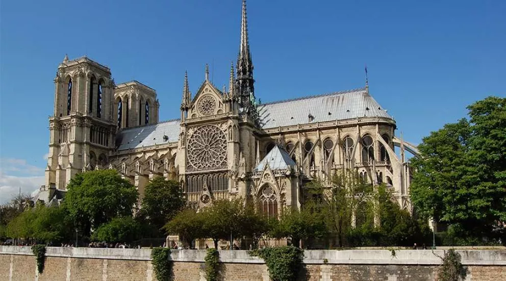 La catedral de Notre Dame de París en 10 puntos