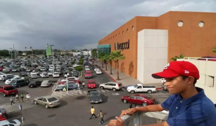 Ahora sí, ordena Quirino el cierre de Centros Comerciales de Sinaloa