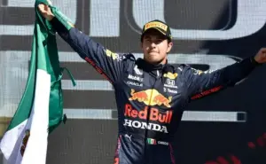 Checo Pérez, primer mexicano en subirse al podio de la F1 en su tierra