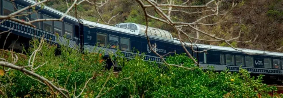 Chepe Express, la ruta de lujo en Sinaloa