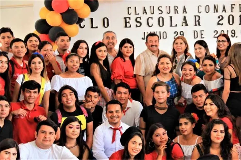 Reconocen esfuerzos de CONAFE de Villa Juárez