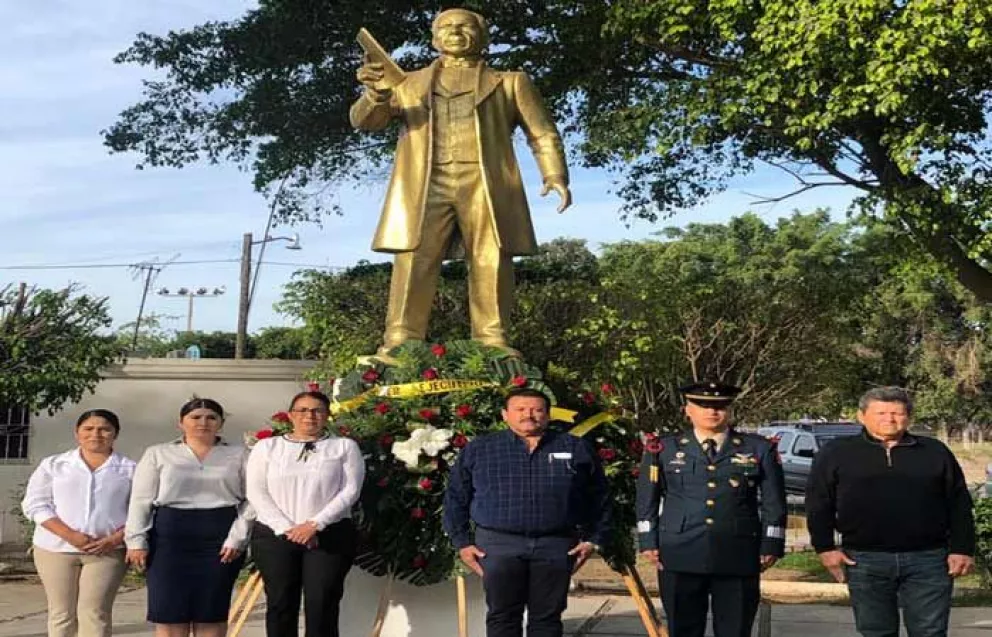 Conmemoran en Villa Juárez el Aniversario del Natalicio de Benito Juárez