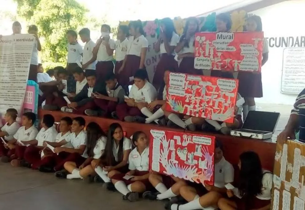Realizan feria de la convivencia escolar en Villa Juárez