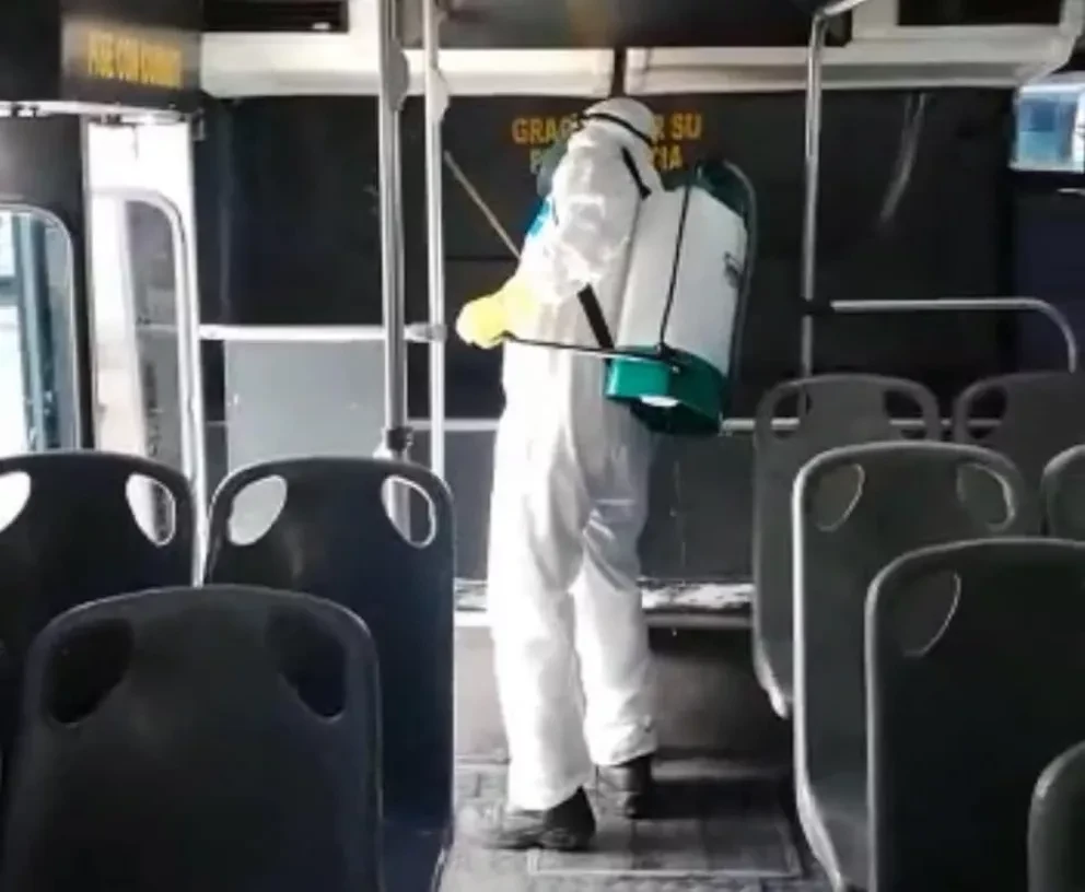 ¿Cómo cuidarse del Coronavirus en el transporte público?