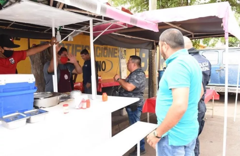 Ordenan cierre de restaurantes, sólo darán servicio a domicilio y para llevar