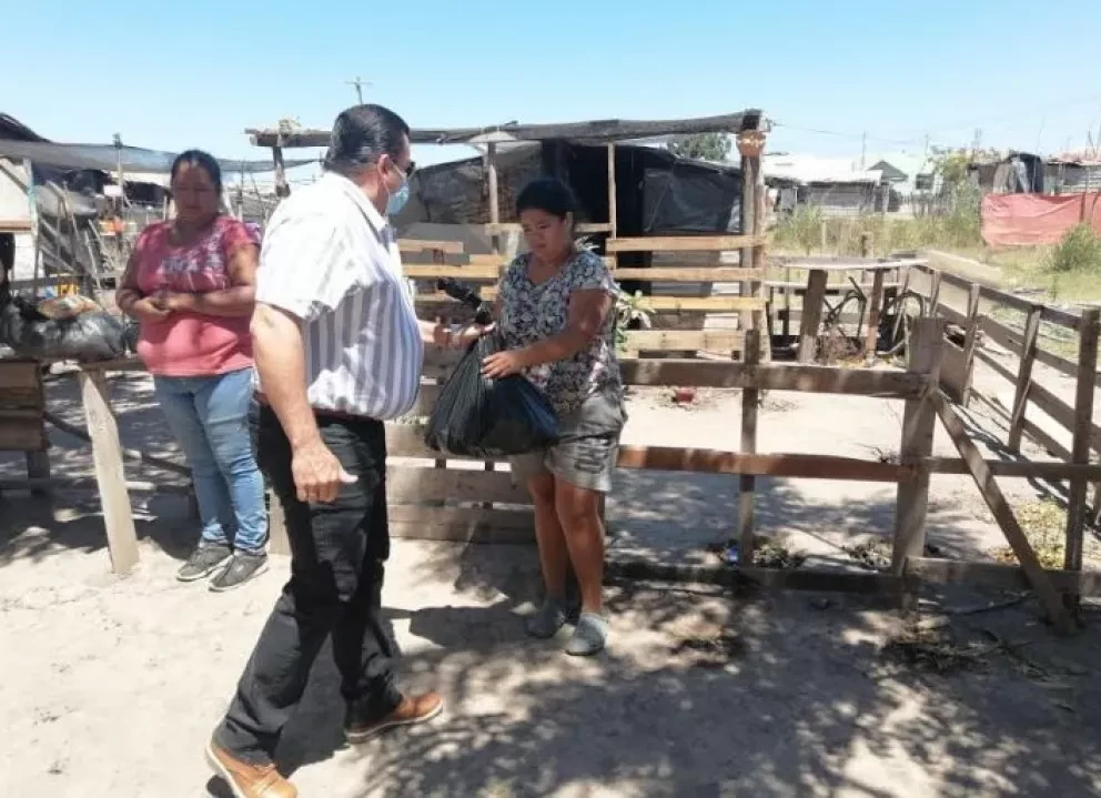 Autoridades de Navolato brindan apoyo a sectores vulnerables por el Coronavirus