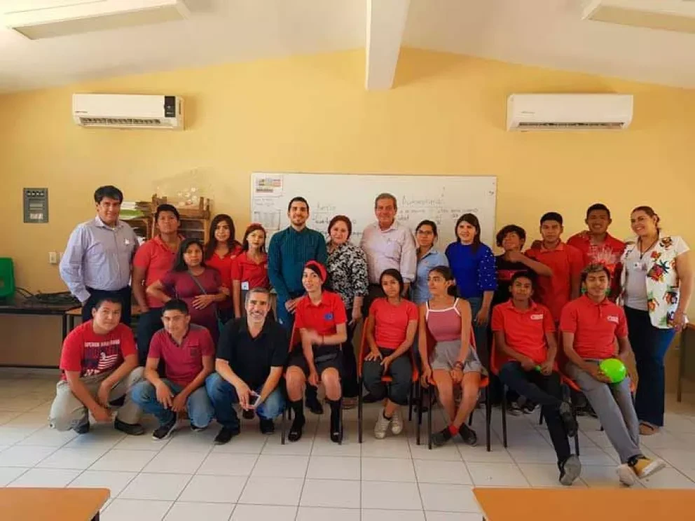 Día del Estudiante en Villa Juárez por el Bachillerato intercultural