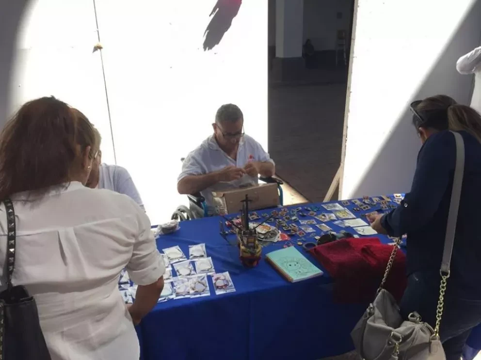 Dan empleo a personas con discapidad