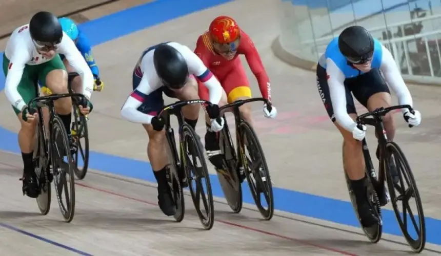 La sinaloense Daniela Gaxiola en cuartos de final en ciclismo de pista