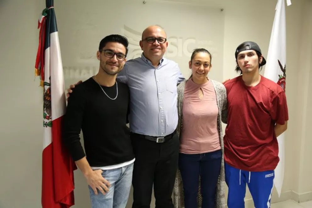 Becan a 3 estudiantes de danza para ir a Perú