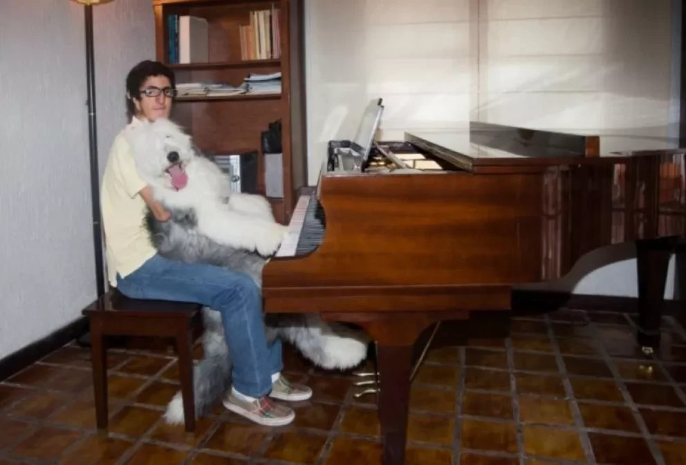 Joven pianista mexicano gana premio como solista por Kennedy Center