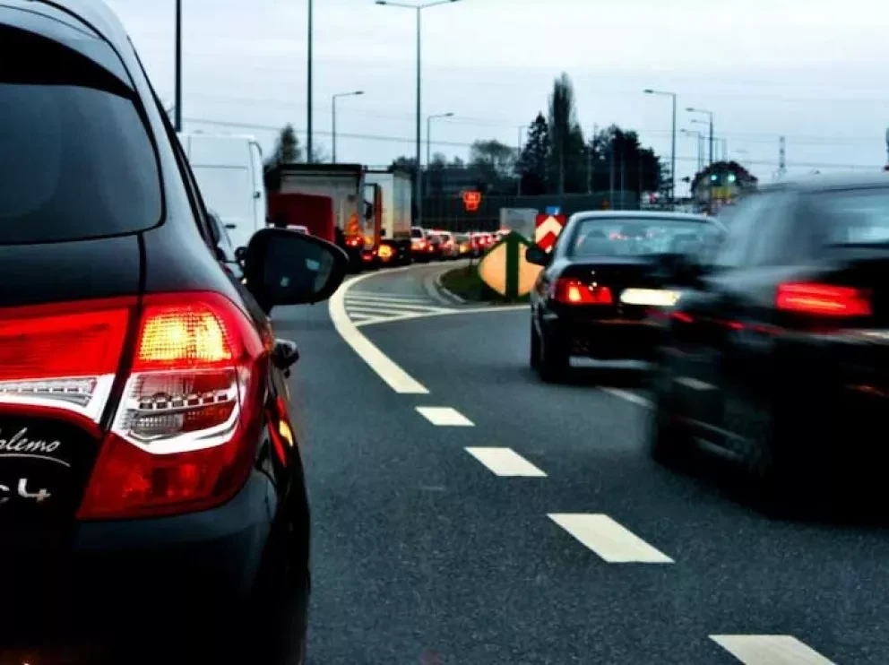 Usar las direccionales del carro es gratis, ¿lo haces?