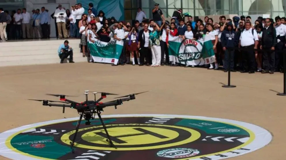 Aprende a volar drones en el Conalep