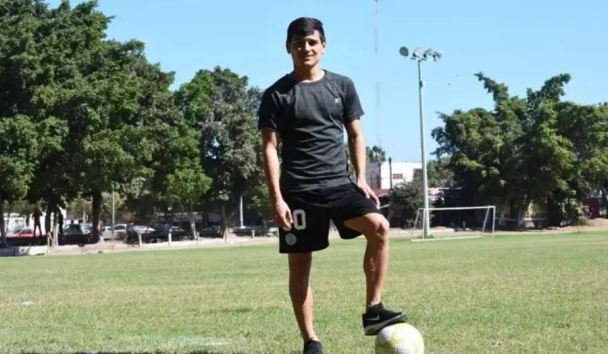 (VIDEO) Raúl Alfredo Valdez Nene es la estrella del fútbol en Villa Juárez