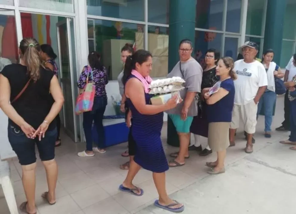 Continúa programa Apoyo a la economía familiar en Villa Juárez