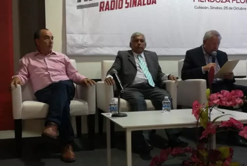 Presentan El otro Rostro” del periodista Martín Mendoza