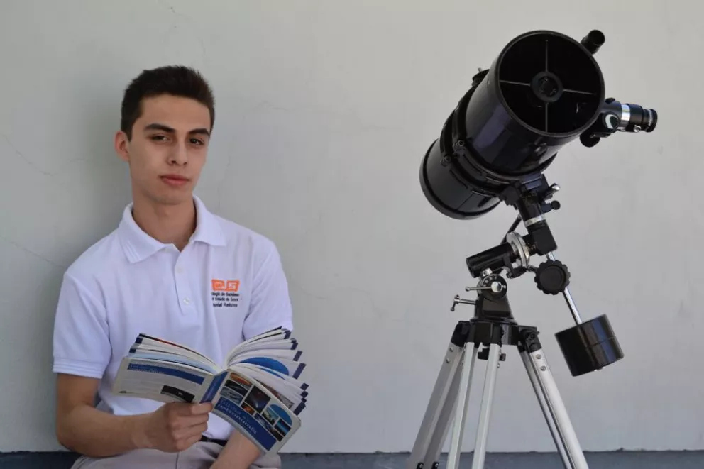 Estudiante de Hermosillo gana medalla de oro en olimpiada de astronomía
