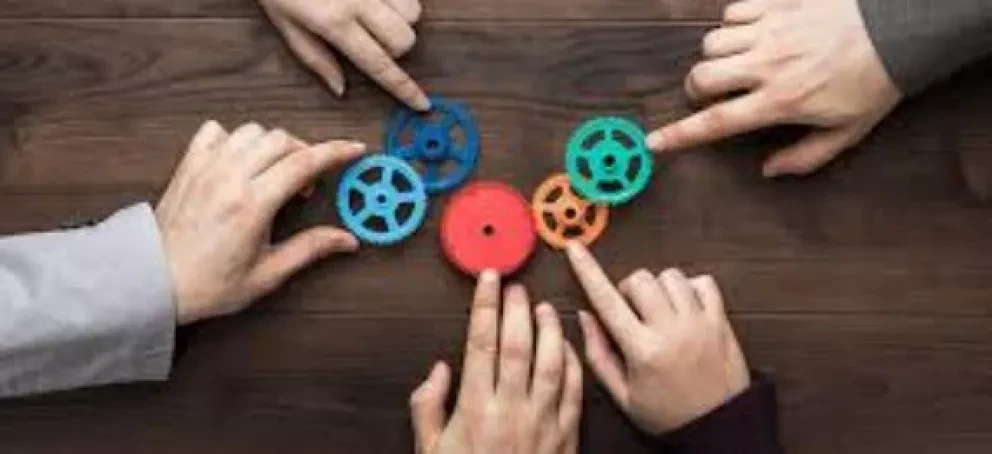 No son 3; son 5 etapas en la Empresa Familiar