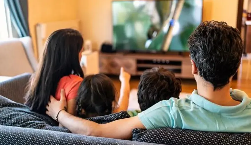 10 series de Netflix para maratonear en familia esta Navidad