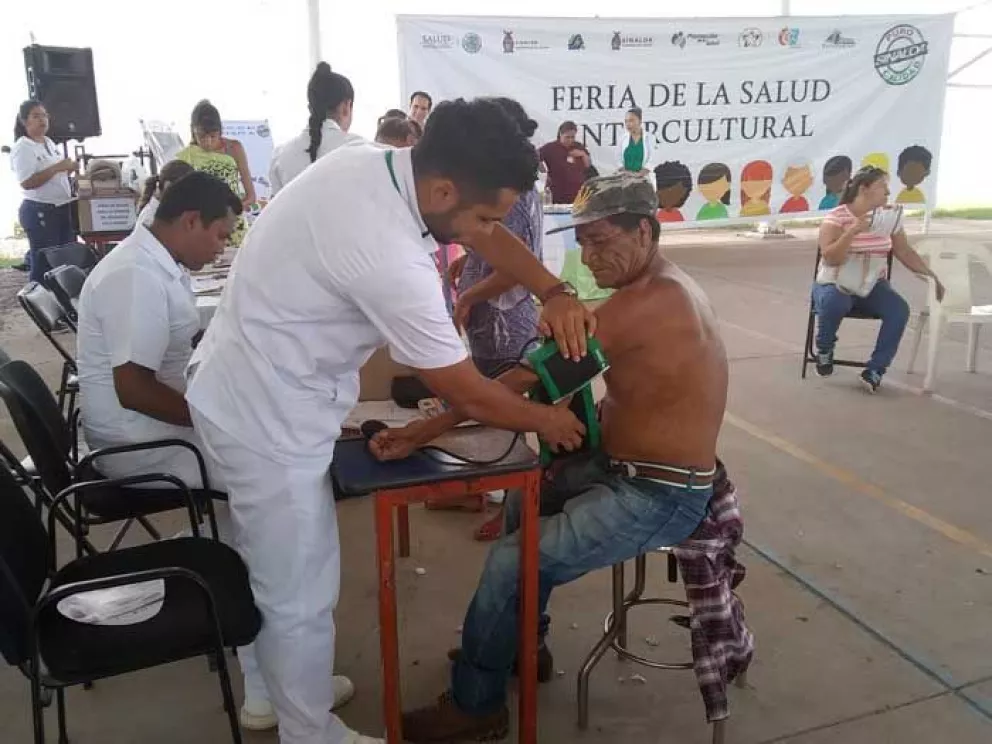 Realizan Feria de la Salud en Villa Juárez