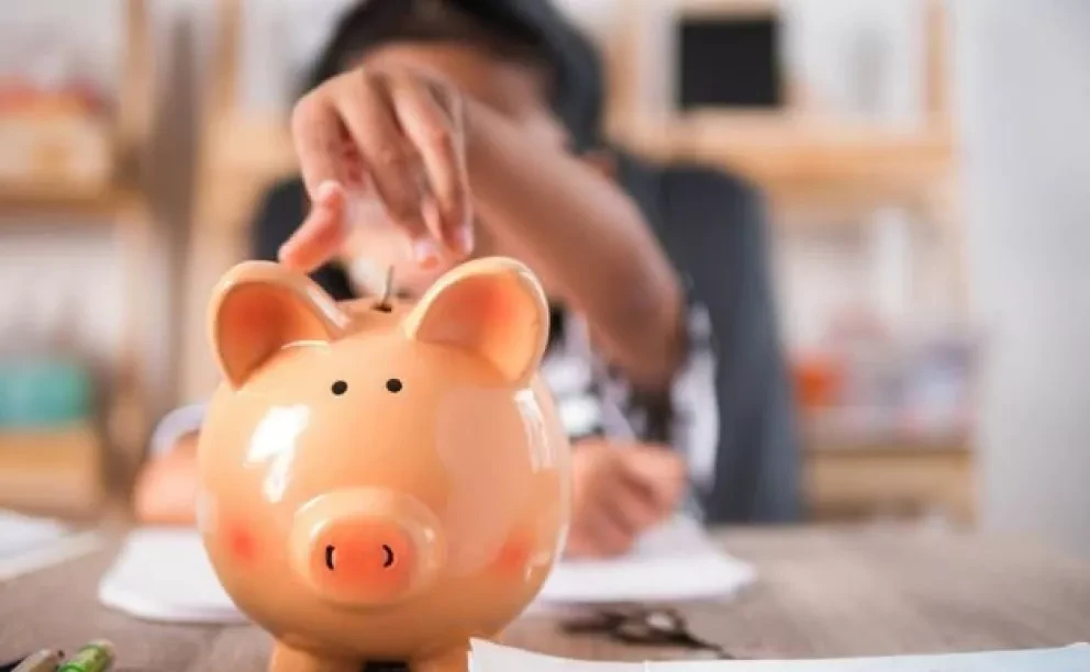 ¿Cómo enseñar a tus hijos finanzas personales?