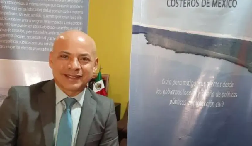 Presentan libro sobre inundaciones con enfoque preventivo