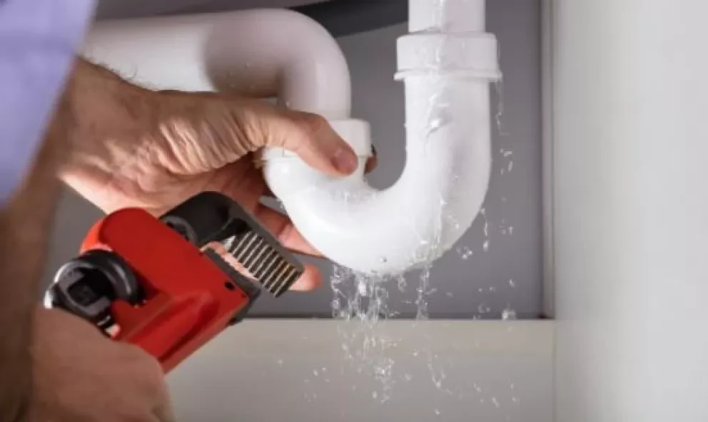 ¡Identifica fugas en casa y cuida el agua!