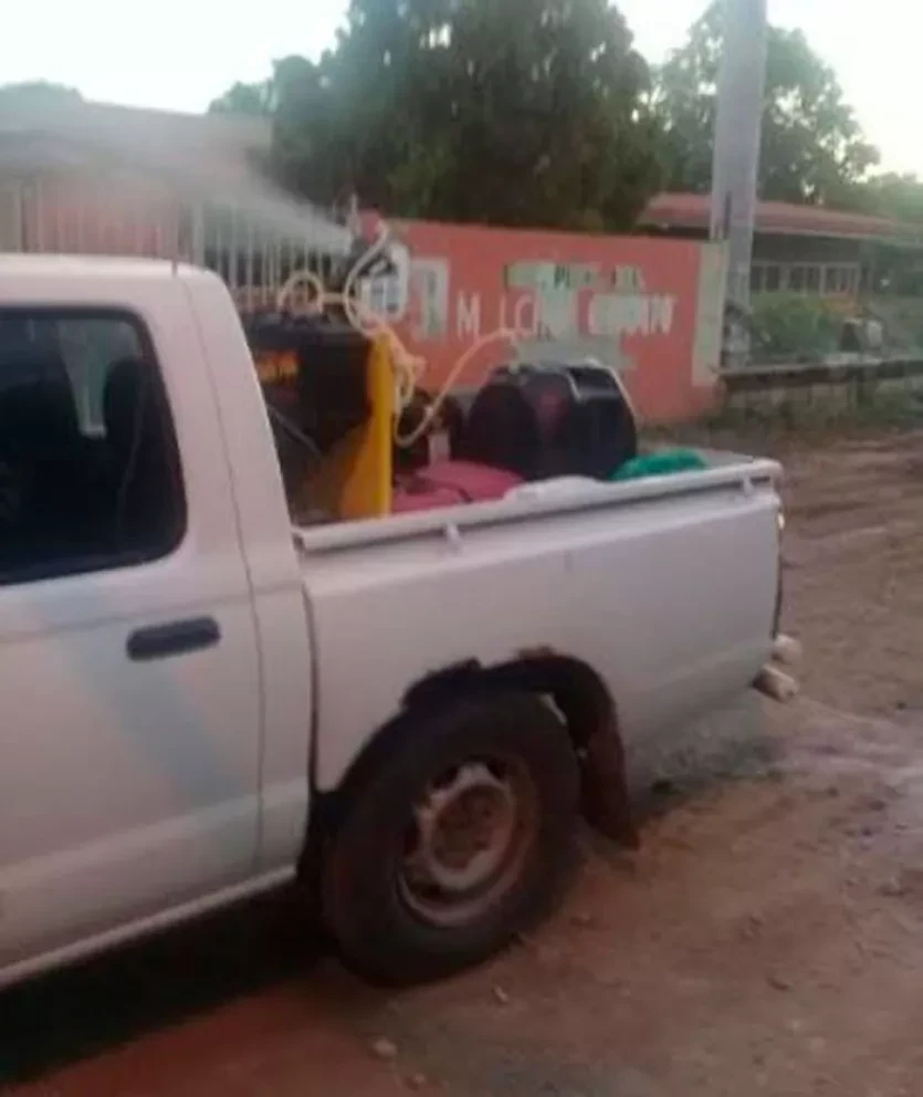 Van contra zancudos en zona de inundaciones de Navolato