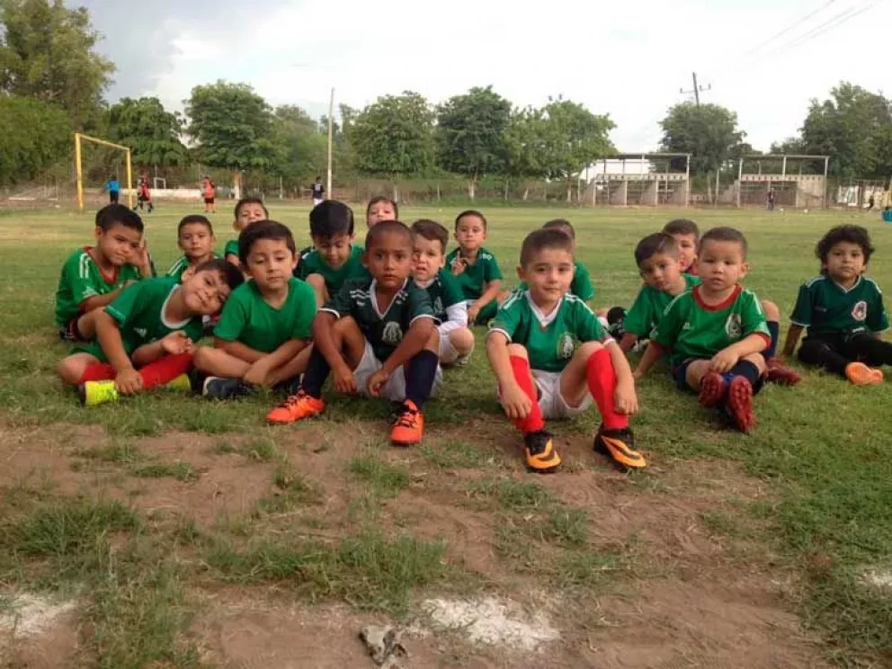 Pequeños deportistas de Villa Juárez