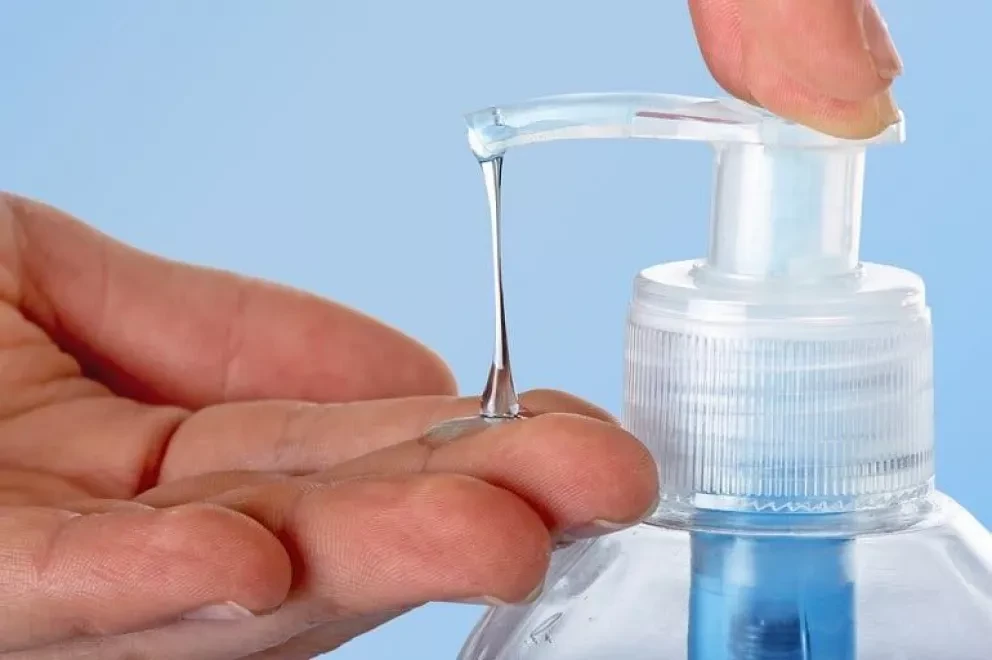 Coepriss alerta sobre marcas de gel antibacterial con metanol