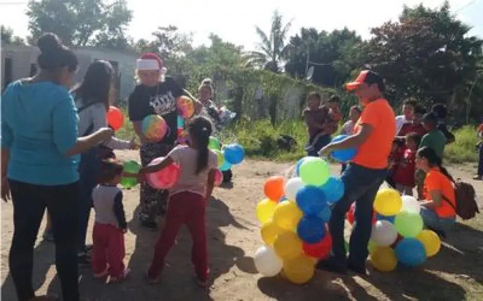 Vive una Navidad diferente. Sé generoso y comparte con los que menos tienen