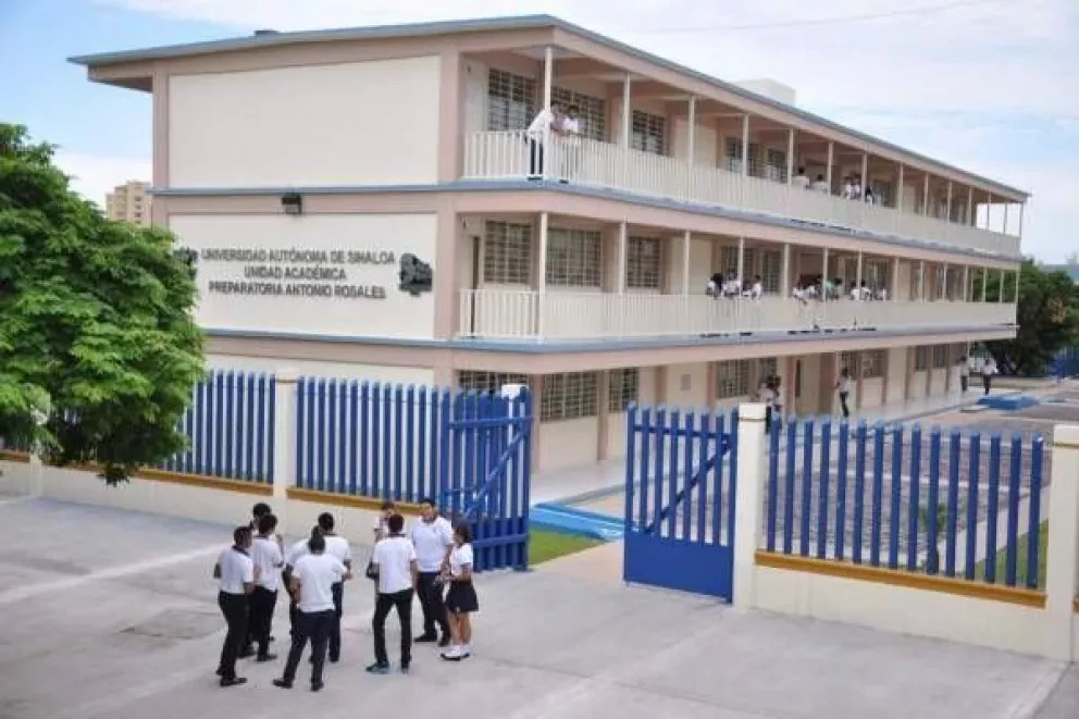 Gestiona Rocha que SAT no embargue a la UAS por adeudo más de 2 mil millones