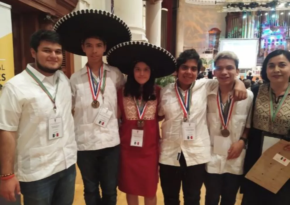 México gana 7 medallas en Competencia Internacional de Matemáticas