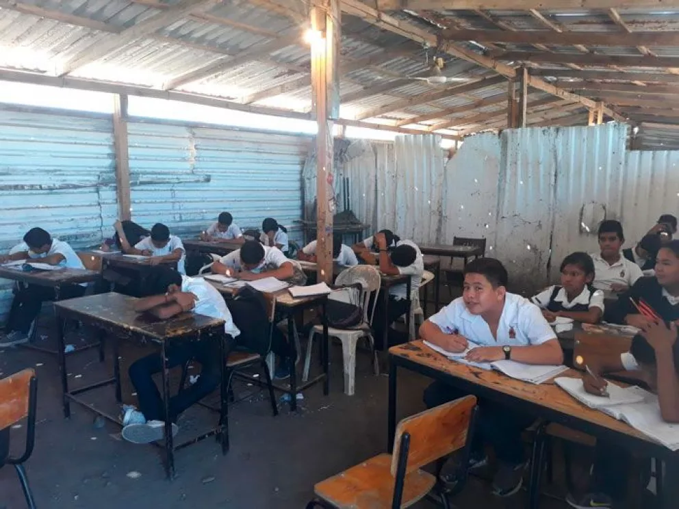 Hacen mejoras a secundaria Nueva Creación en Villa Juárez