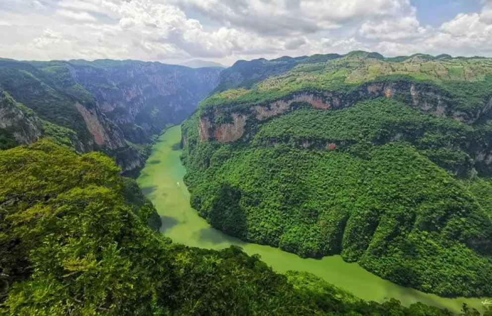 Visita El Cañón del Sumidero, símbolo geológico y turístico de México