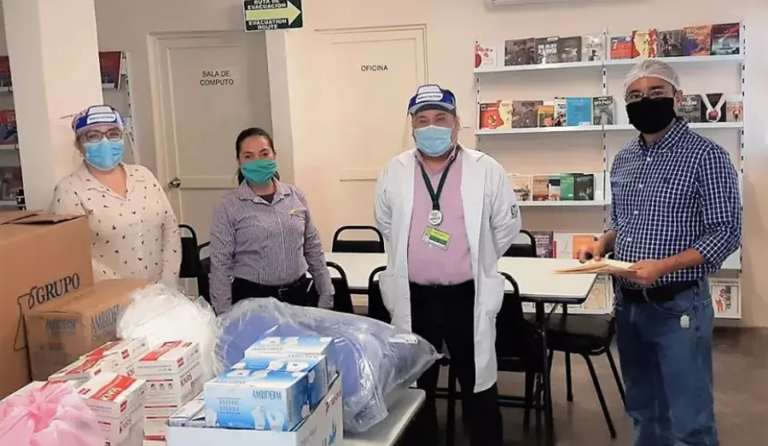 Donan material sanitario al IMSS Unidad Villa Juárez