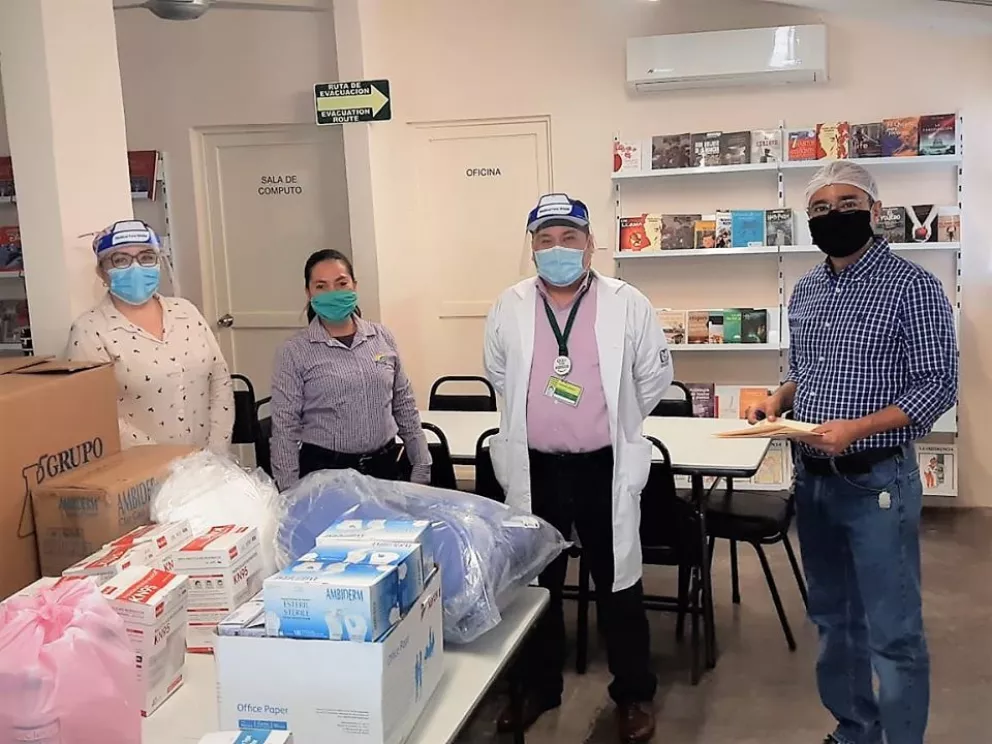 Donan material sanitario al IMSS Unidad Villa Juárez
