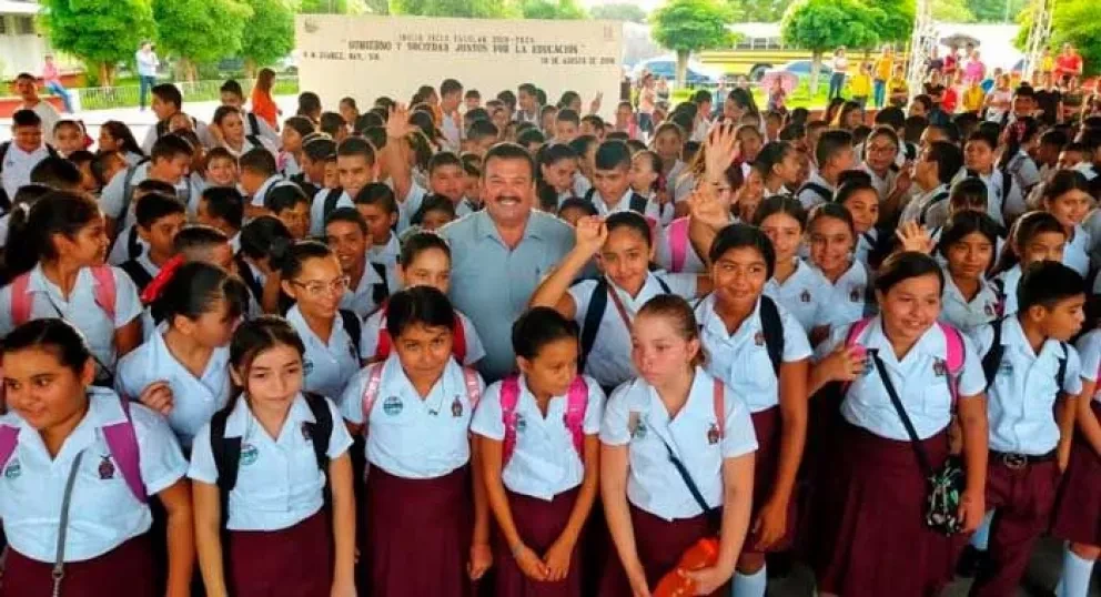 De Navolato saldrán gobernadores, declaró alcalde en Villa Juárez