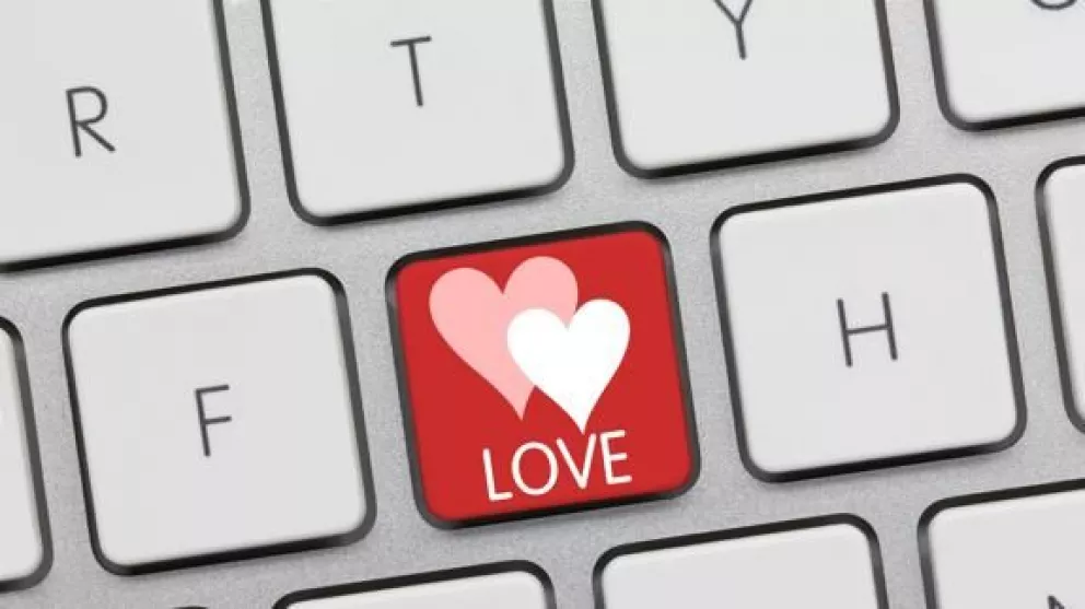 Cuentas de TikTok e Instagram para inspirarte en San Valentín