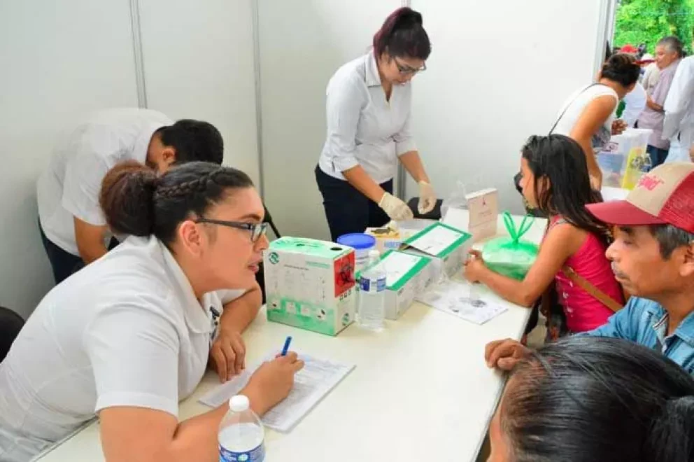 Chequeo gratuito en Jornada de Salud Puro Sinaloa