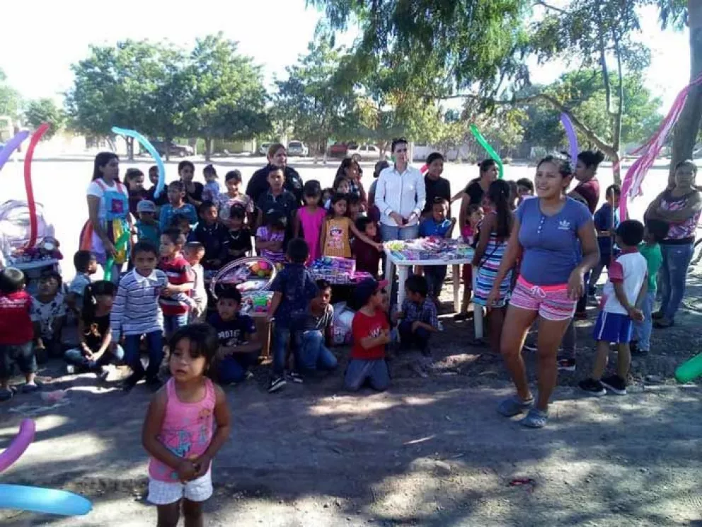 Niños de la José Vasconcelos en divertida reunión en Villa Juárez