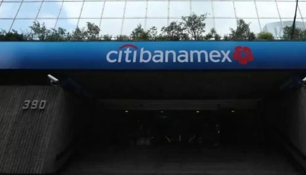 Las mentiras y la venta de Banamex en la mañanera