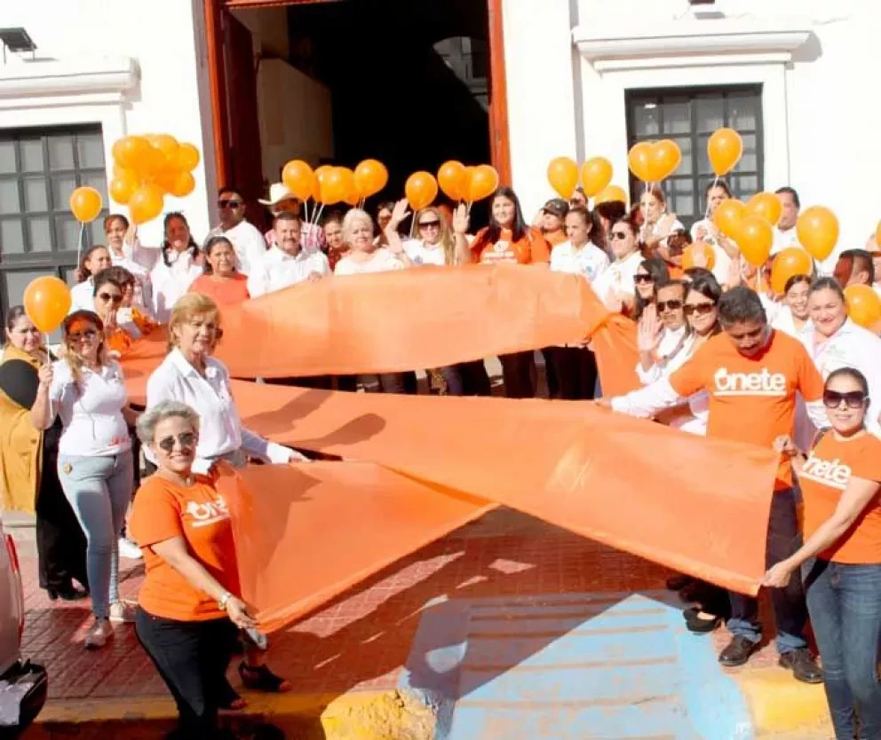 Marchan en Navolato en rechazo a violencia contra mujeres