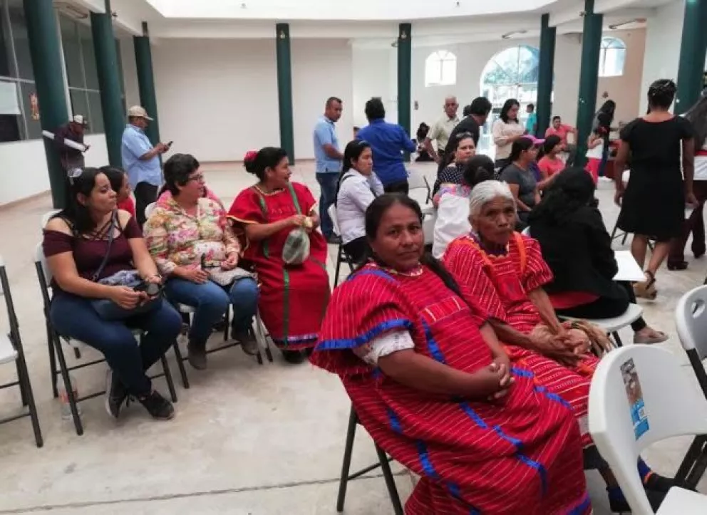 Capacitan a mujeres, indígenas y migrantes de Villa Juárez