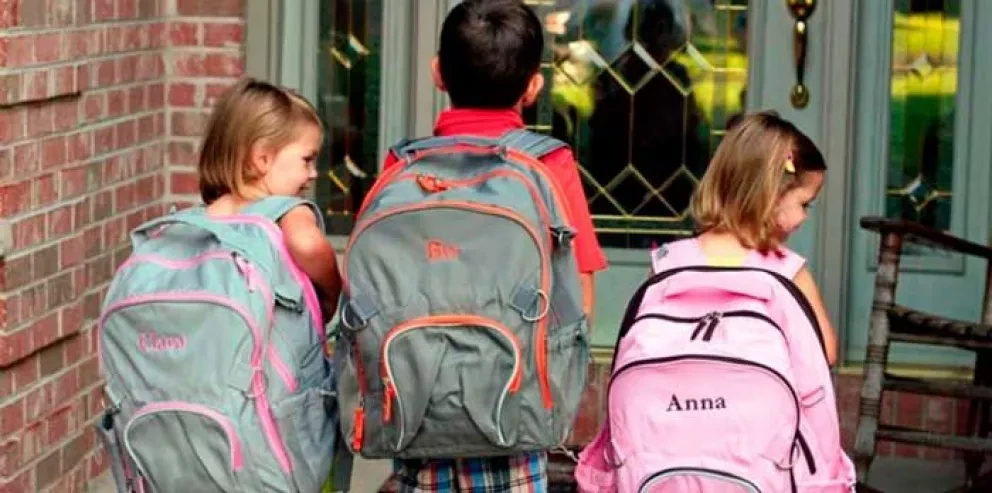 Las mochilas pesadas te pueden reprobar en salud