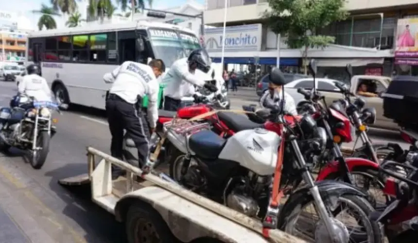 Motociclistas tendrán estacionamiento en centro de Culiacán